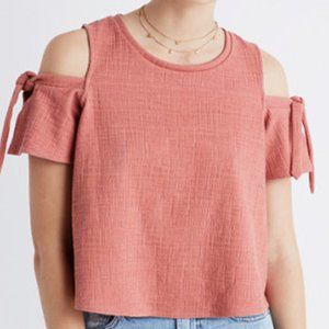 ❤️NWOT Made well Shoulder Tie Top❤️